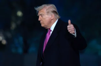 Trump US Iran war Strait of Hormuz oil price surge global crisis